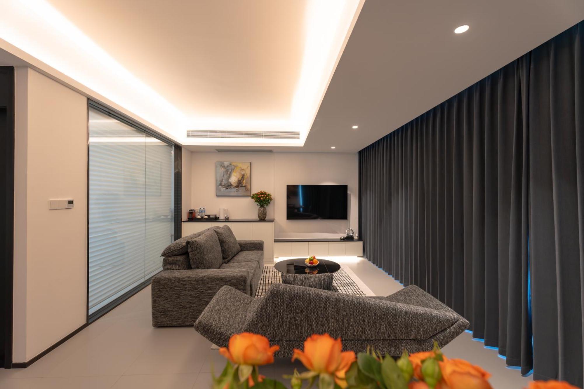 One Riviera Hotel And Residences Ban Souanmone Luaran gambar