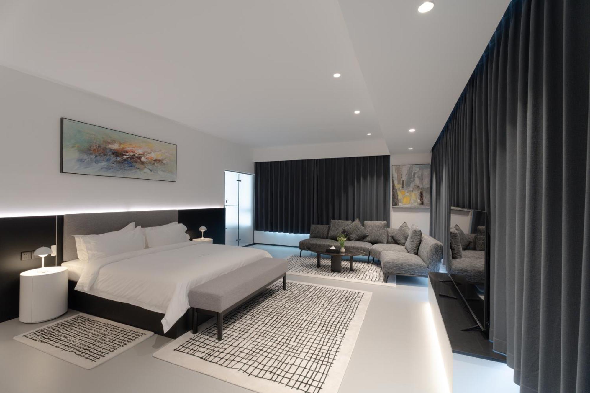 One Riviera Hotel And Residences Ban Souanmone Luaran gambar