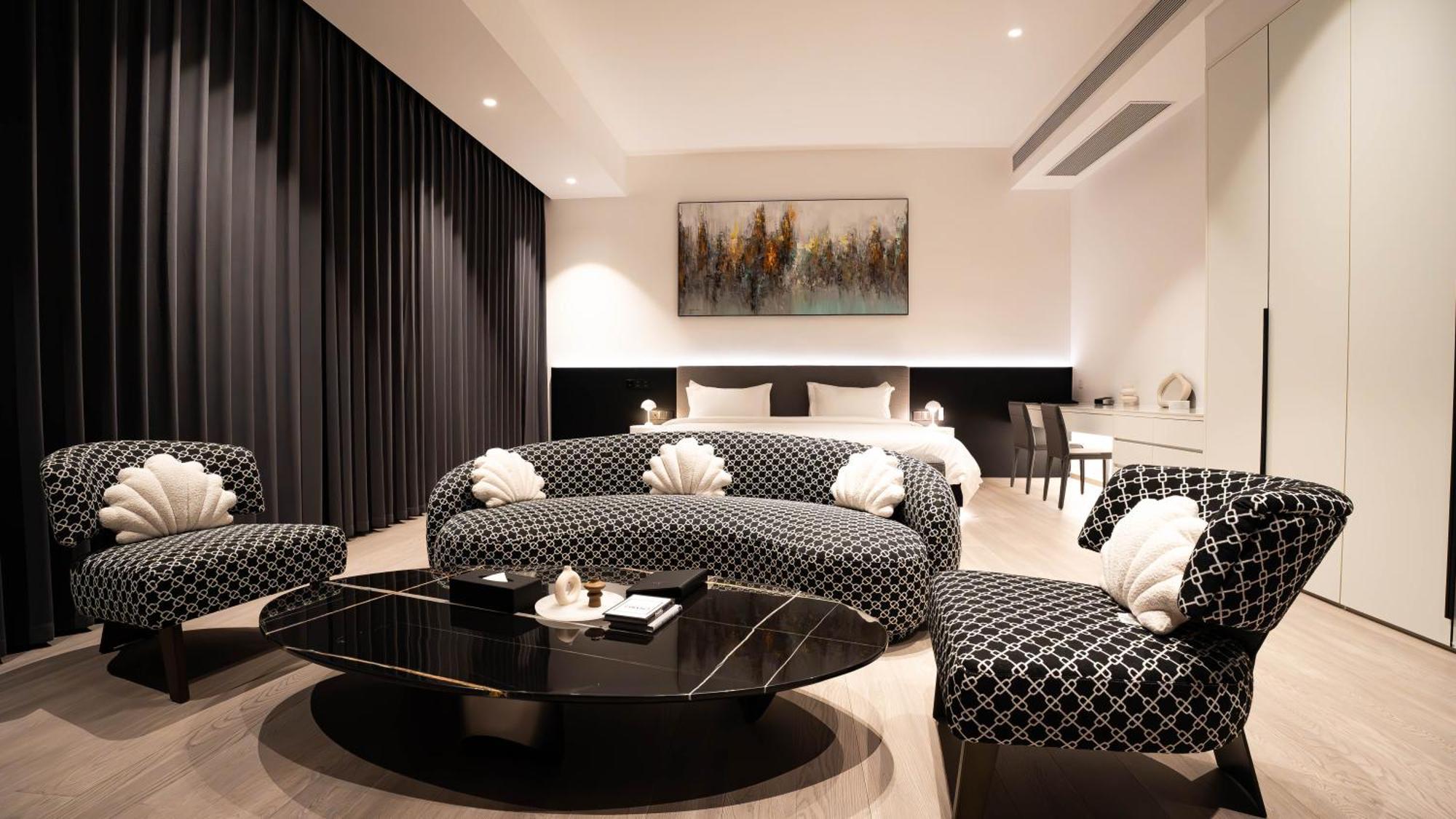 One Riviera Hotel And Residences Ban Souanmone Luaran gambar