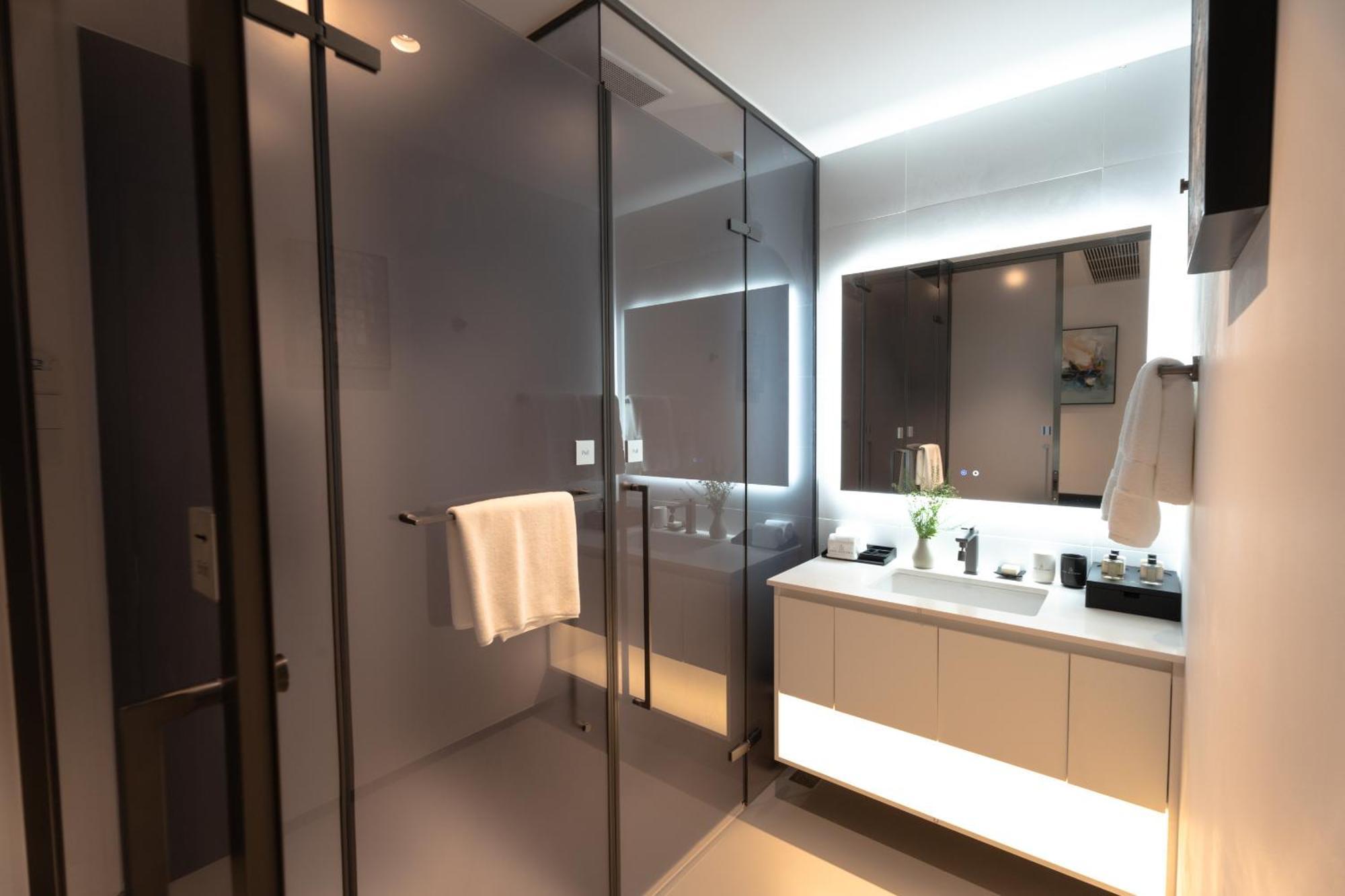 One Riviera Hotel And Residences Ban Souanmone Luaran gambar