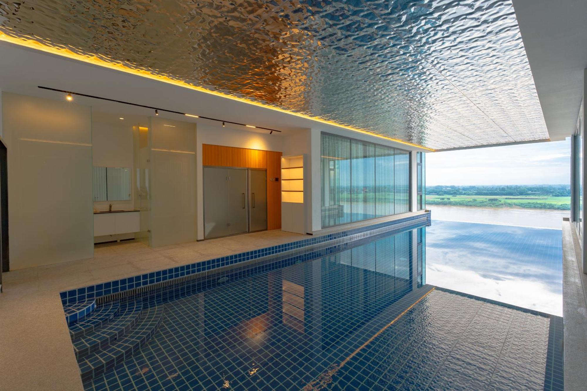 One Riviera Hotel And Residences Ban Souanmone Luaran gambar