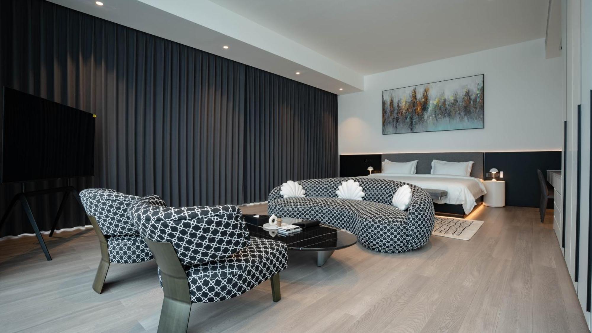 One Riviera Hotel And Residences Ban Souanmone Luaran gambar